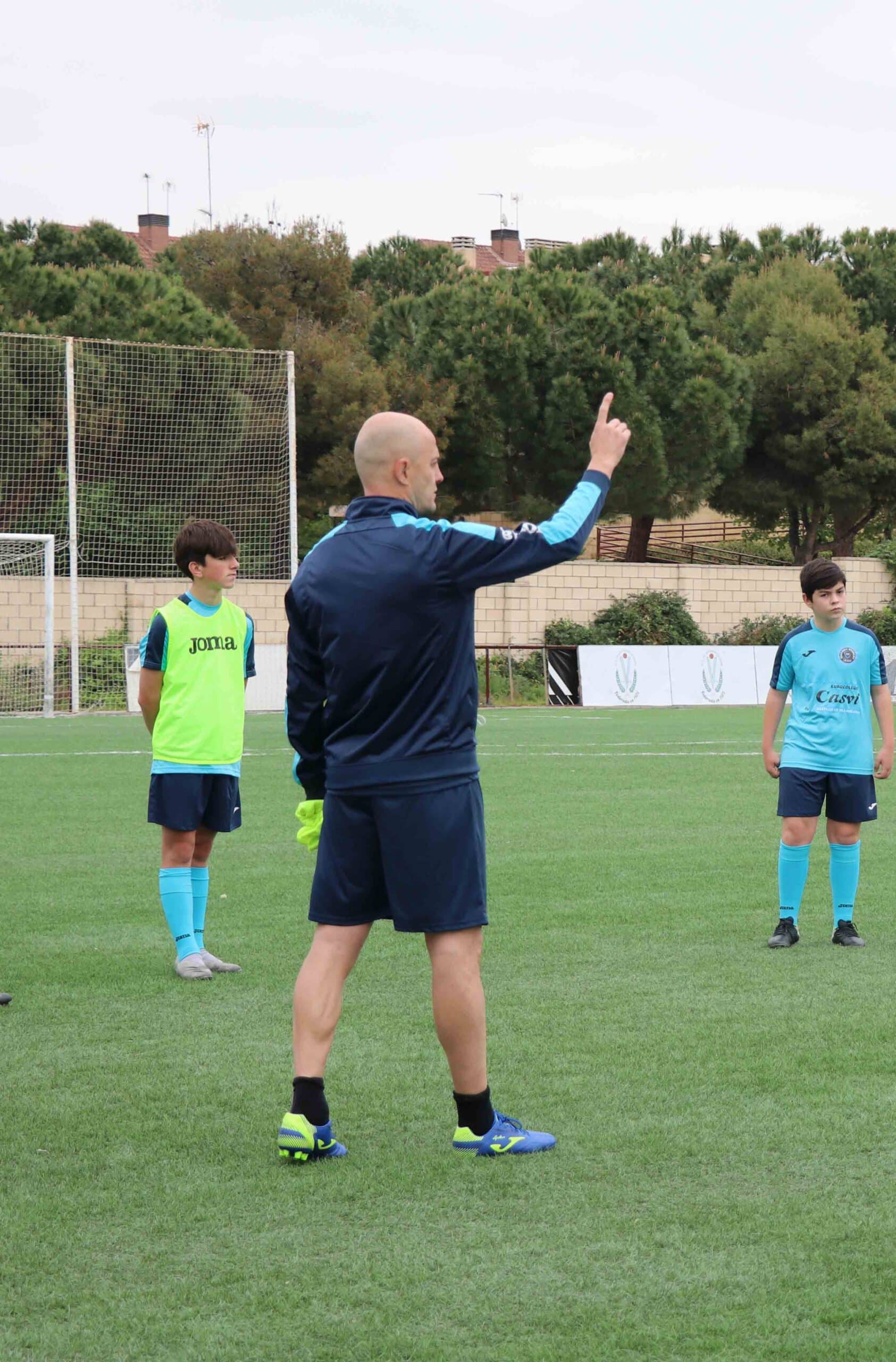 Controles orientados en Casvi Football Academy